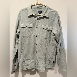 Patagonia Men's Light Gray Shirt Jacket